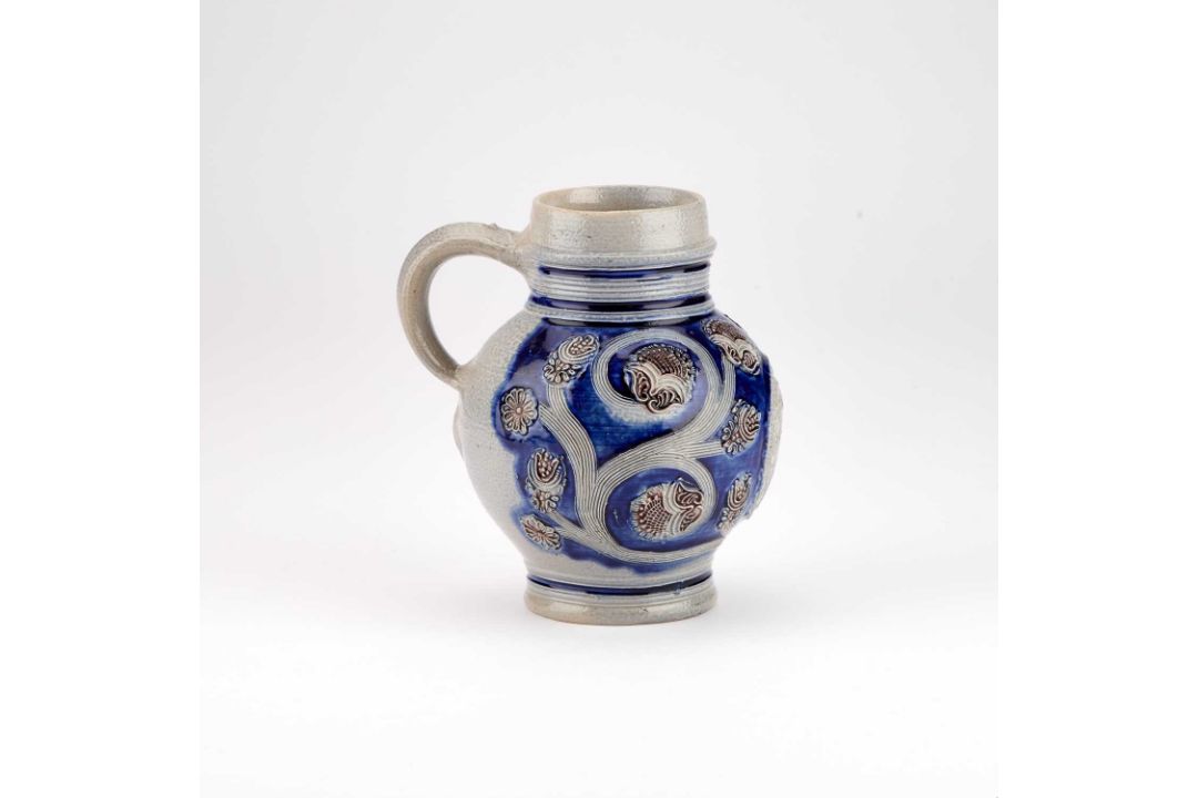 A WESTERWALD STONEWARE JUG - Image 4 of 6