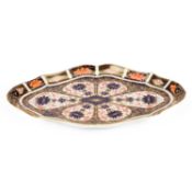A ROYAL CROWN DERBY IMARI TRAY, EARLY 20TH CENTURY