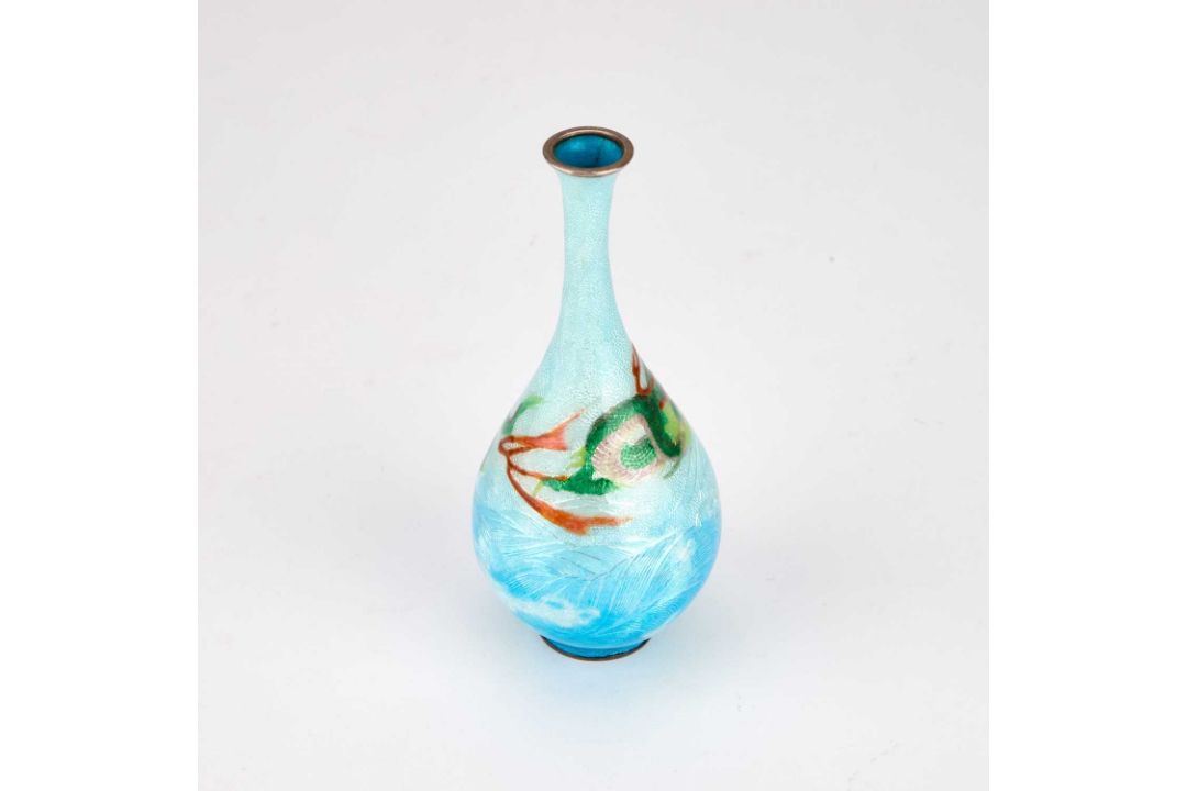 A JAPANESE SILVER AND ENAMEL VASE - Image 2 of 3