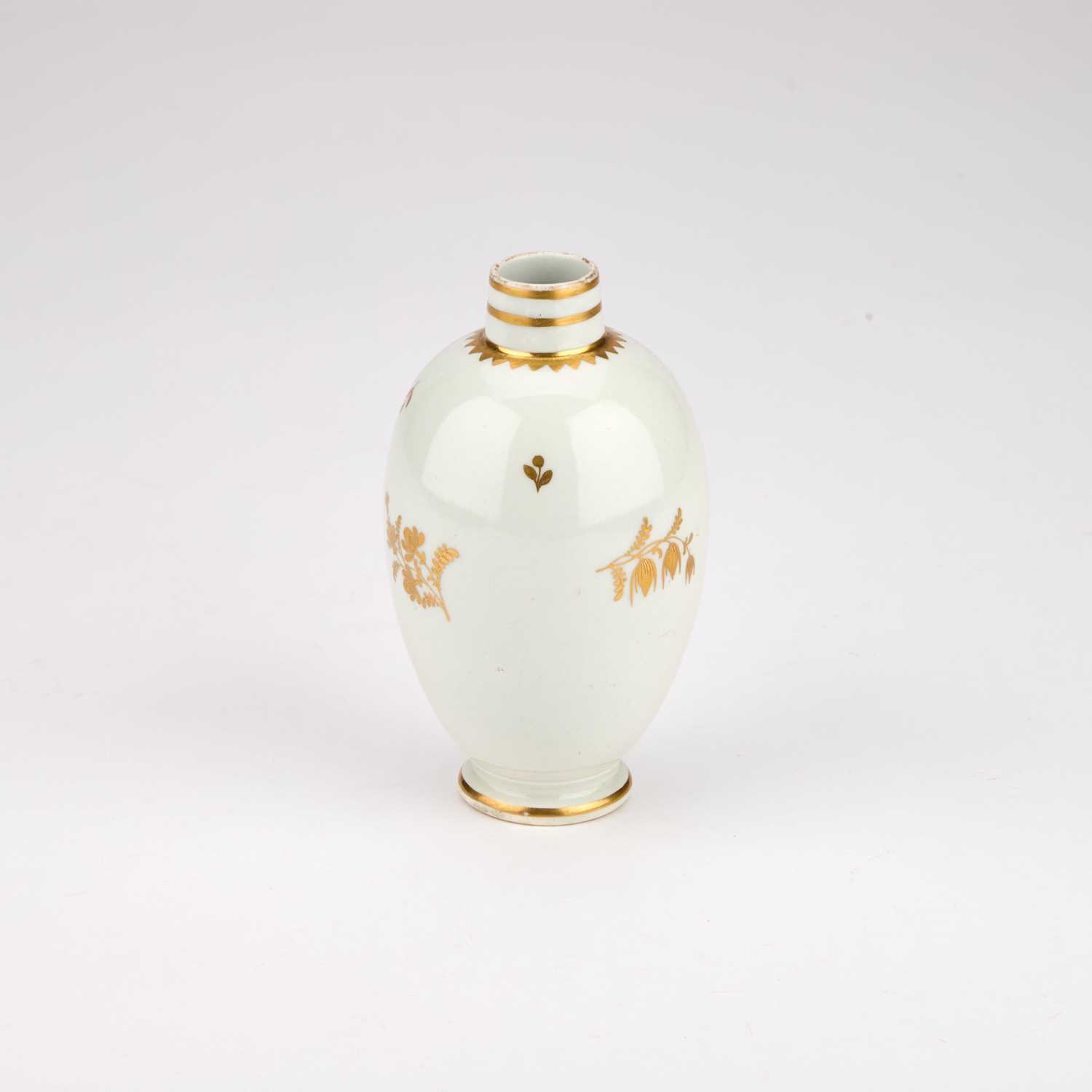 A WORCESTER TEA CADDY, CIRCA 1770, DECORATED IN THE ATELIER OF JAMES GILES - Image 2 of 3