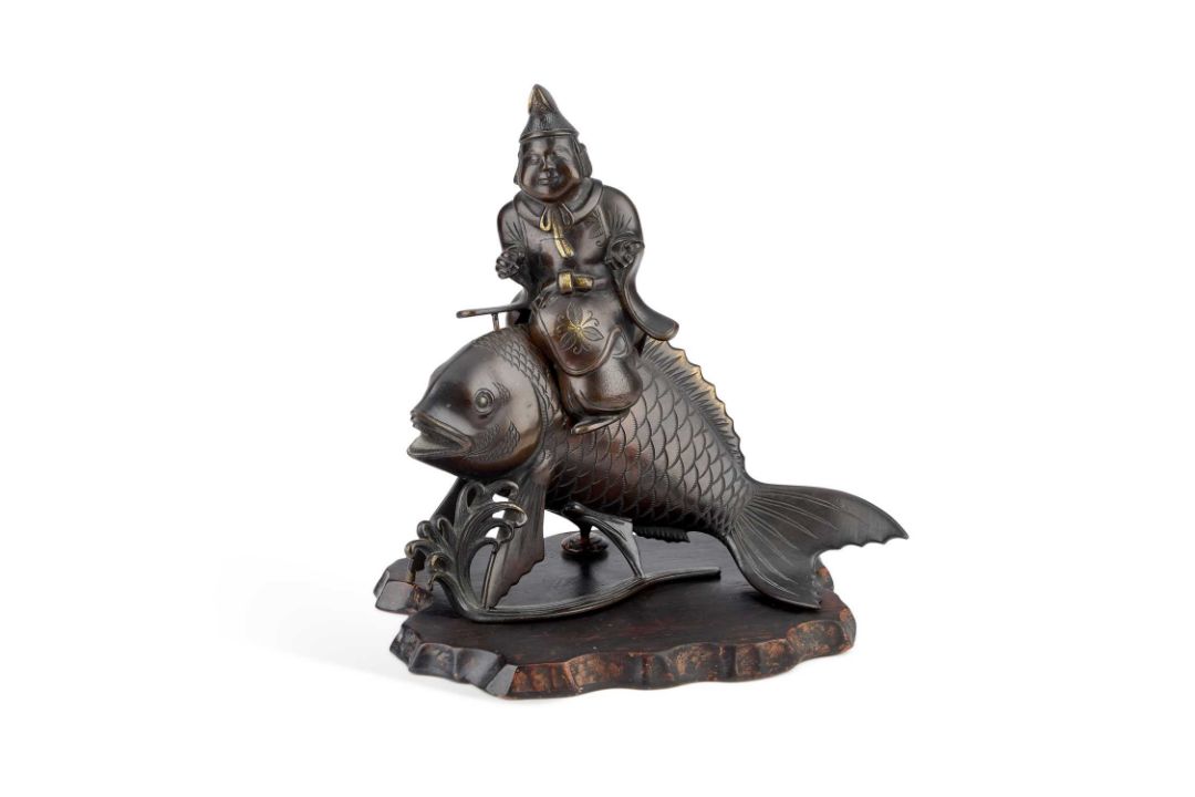 A GOOD JAPANESE BRONZE AND GOLD-SPLASHED KORO