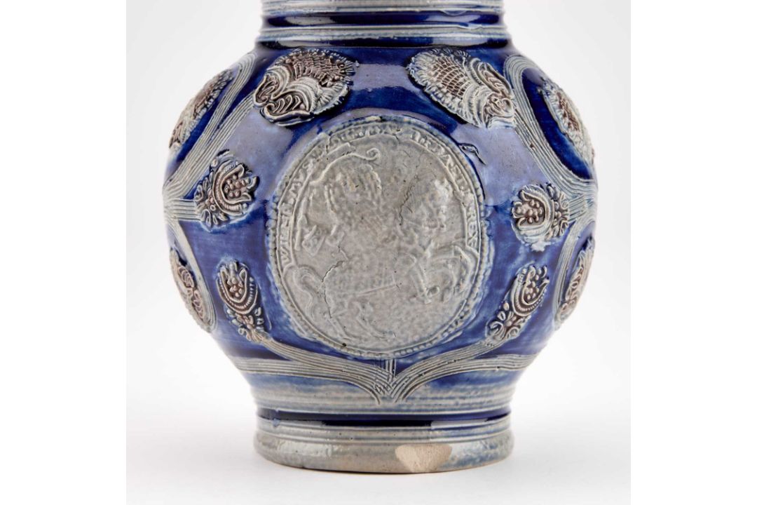 A WESTERWALD STONEWARE JUG - Image 2 of 6