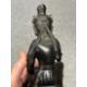 AN UNUSUAL BRONZE FIGURE OF THE SEATED KWANNON - Image 7 of 9