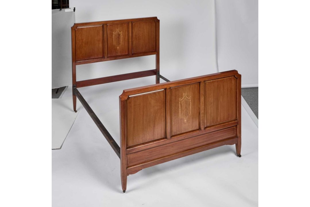 AN EDWARDIAN INLAID MAHOGANY DOUBLE BED - Image 2 of 2