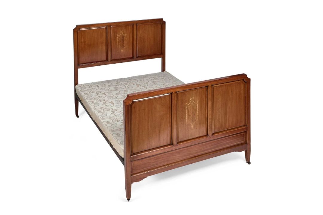 AN EDWARDIAN INLAID MAHOGANY DOUBLE BED - Image 1 of 2