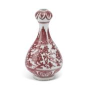 A CHINESE UNDERGLAZE COPPER-RED GARLIC-HEAD VASE