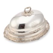 AN OLD SHEFFIELD PLATE MEAT DISH AND COVER, CIRCA 1810