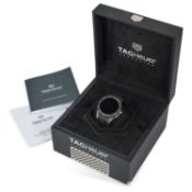 A GENTS TAG HEUER CONNECTED STRAP WATCH