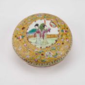 A CHINESE FAMILLE ROSE BOX AND COVER