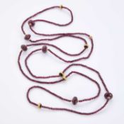 A RUBY BEAD NECKLACE