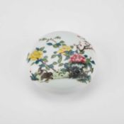 A CHINESE FAMILLE ROSE BOX AND COVER