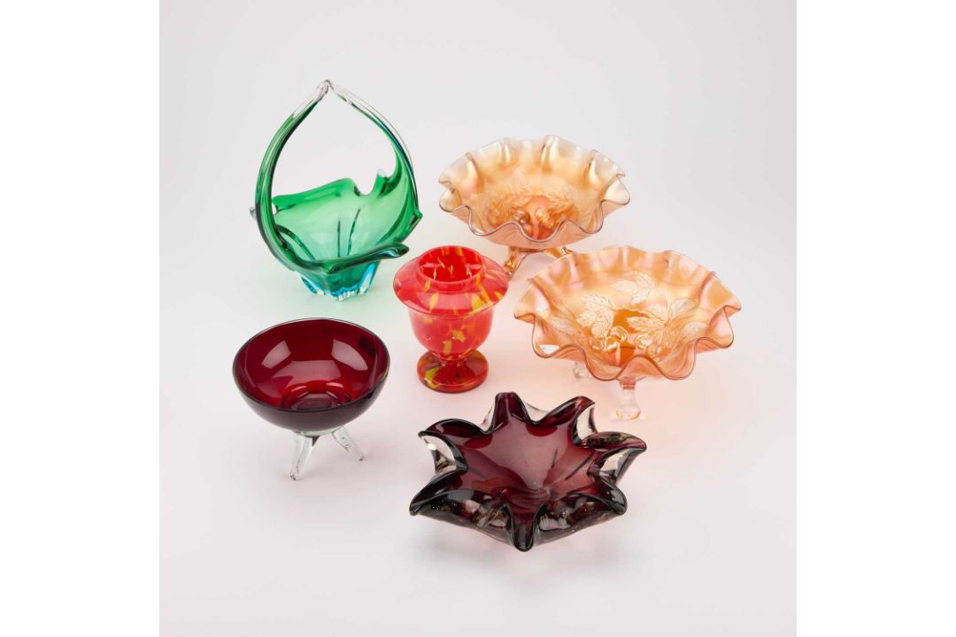TWO CARNIVAL GLASS BOWLS AND FOUR ART GLASS BOWLS