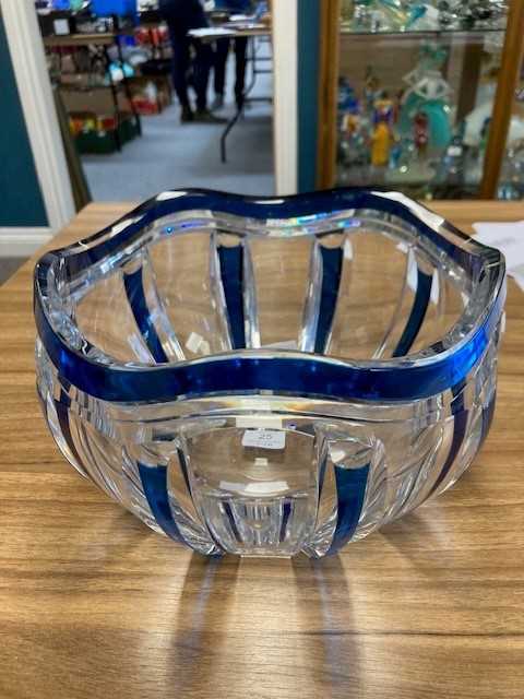 A VAL ST LAMBERT BOWL BY JOSEPH SIMON - Image 3 of 3