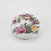 A CHINESE BOX AND COVER DECORATED WITH PEACHES