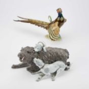 A LARGE CONTINENTAL PORCELAIN BOAR HUNTING GROUP