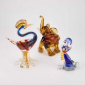 THREE MURANO GLASS MODELS OF ANIMALS INCLUDING AN ELEPHANT