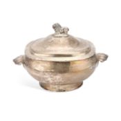 A LARGE SILVER SOUP TUREEN AND COVER, PROBABLY SOUTH AMERICAN, 18TH/19TH CENTURY