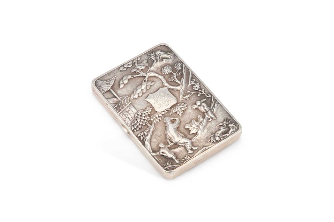 A CHINESE SILVER CARD CASE - Image 1 of 3