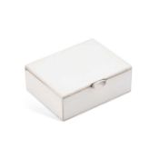 AN AUSTRO-HUNGARIAN SILVER AND WHITE MATT ENAMEL TABLE SNUFF BOX