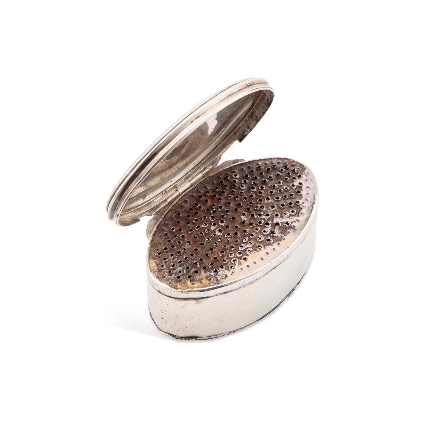 A GEORGE III SILVER NUTMEG GRATER