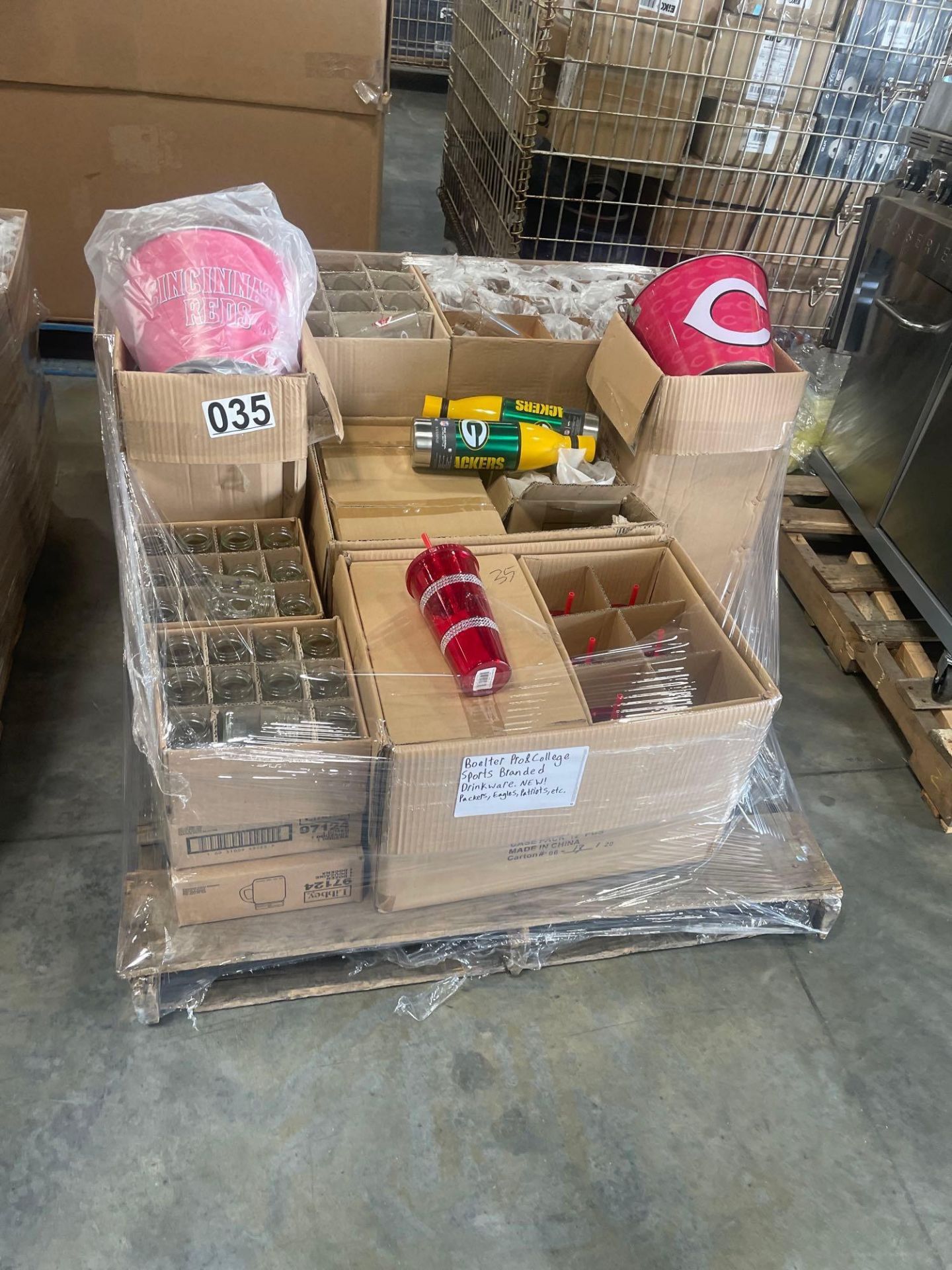 Boelter Pro & College Sports Branded Drinkware