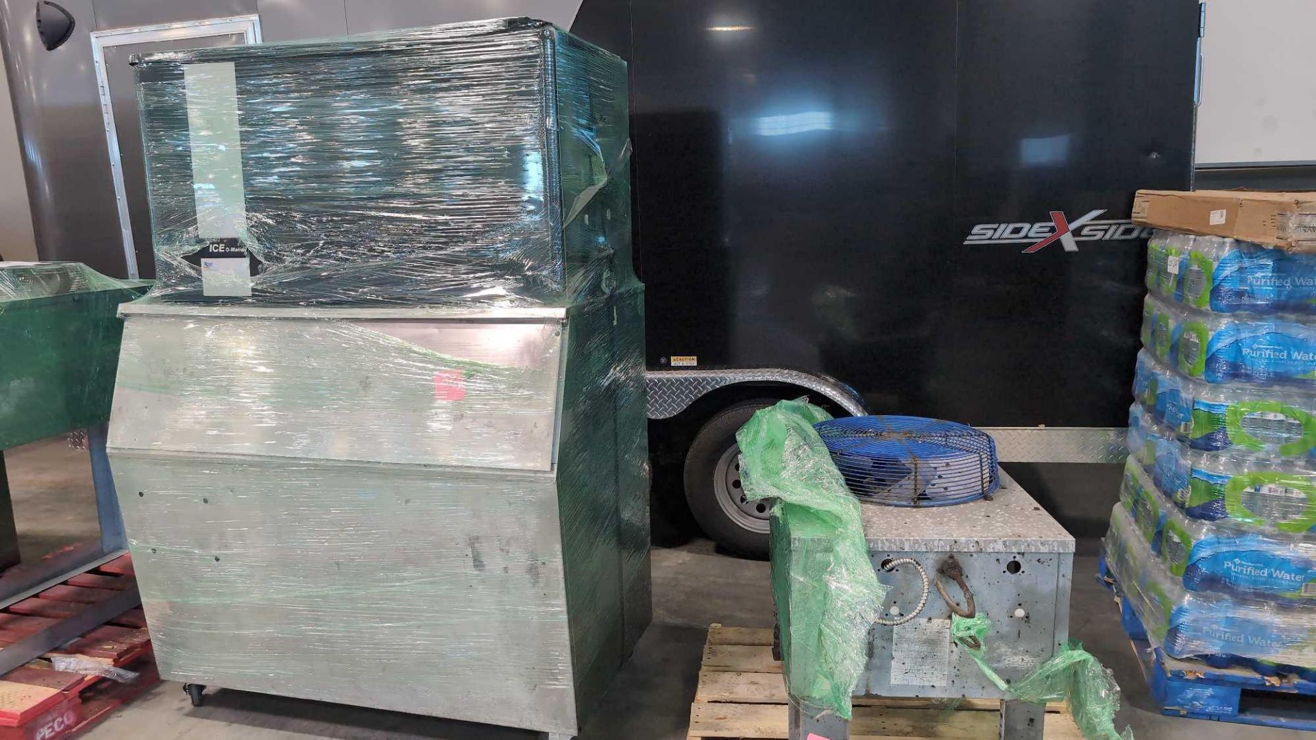 Ice o matic Commercial ice machineModel ICE 1406fr2 cube ice working when removed from service - Image 12 of 12