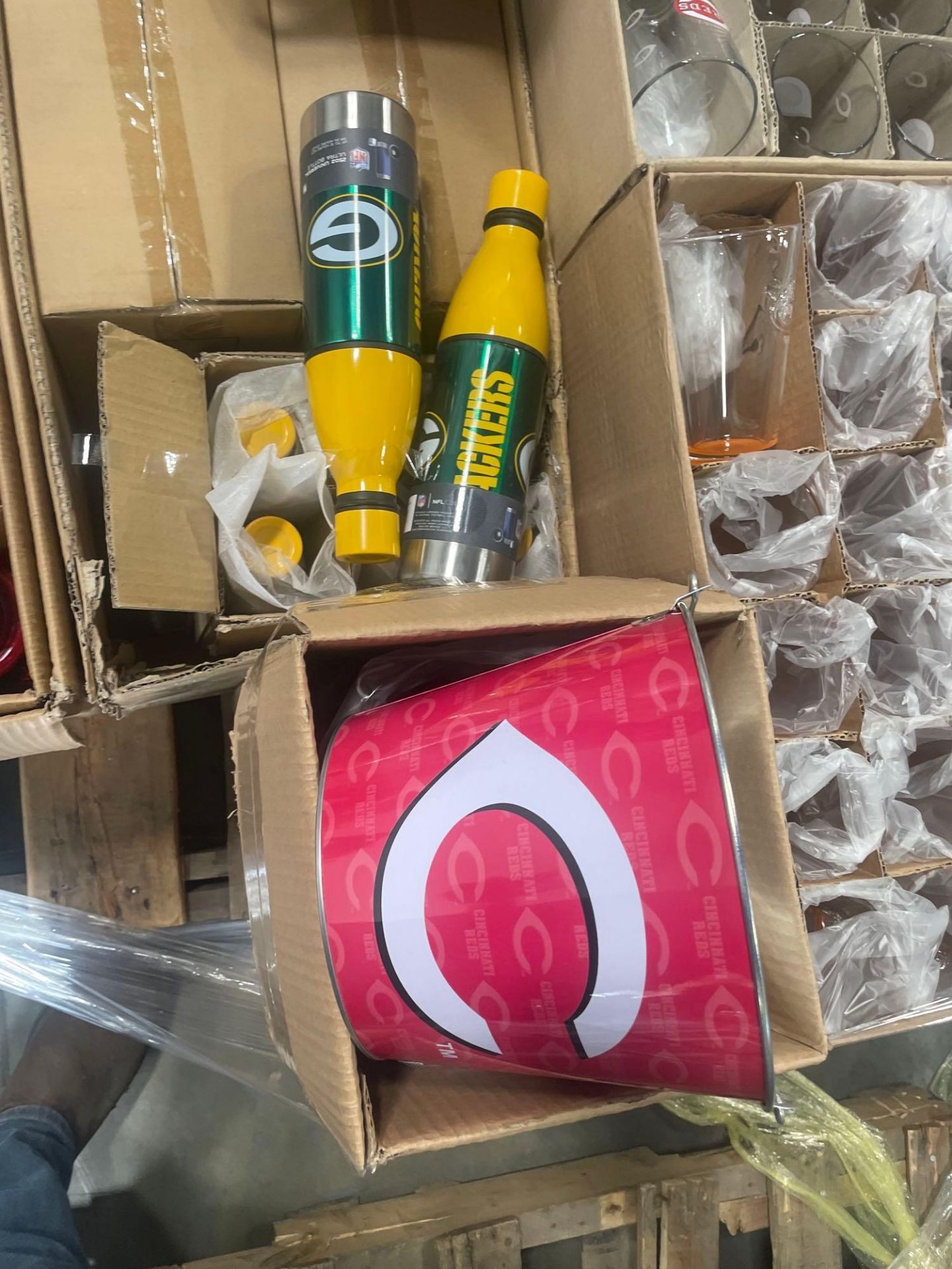 Boelter Pro & College Sports Branded Drinkware - Image 4 of 7