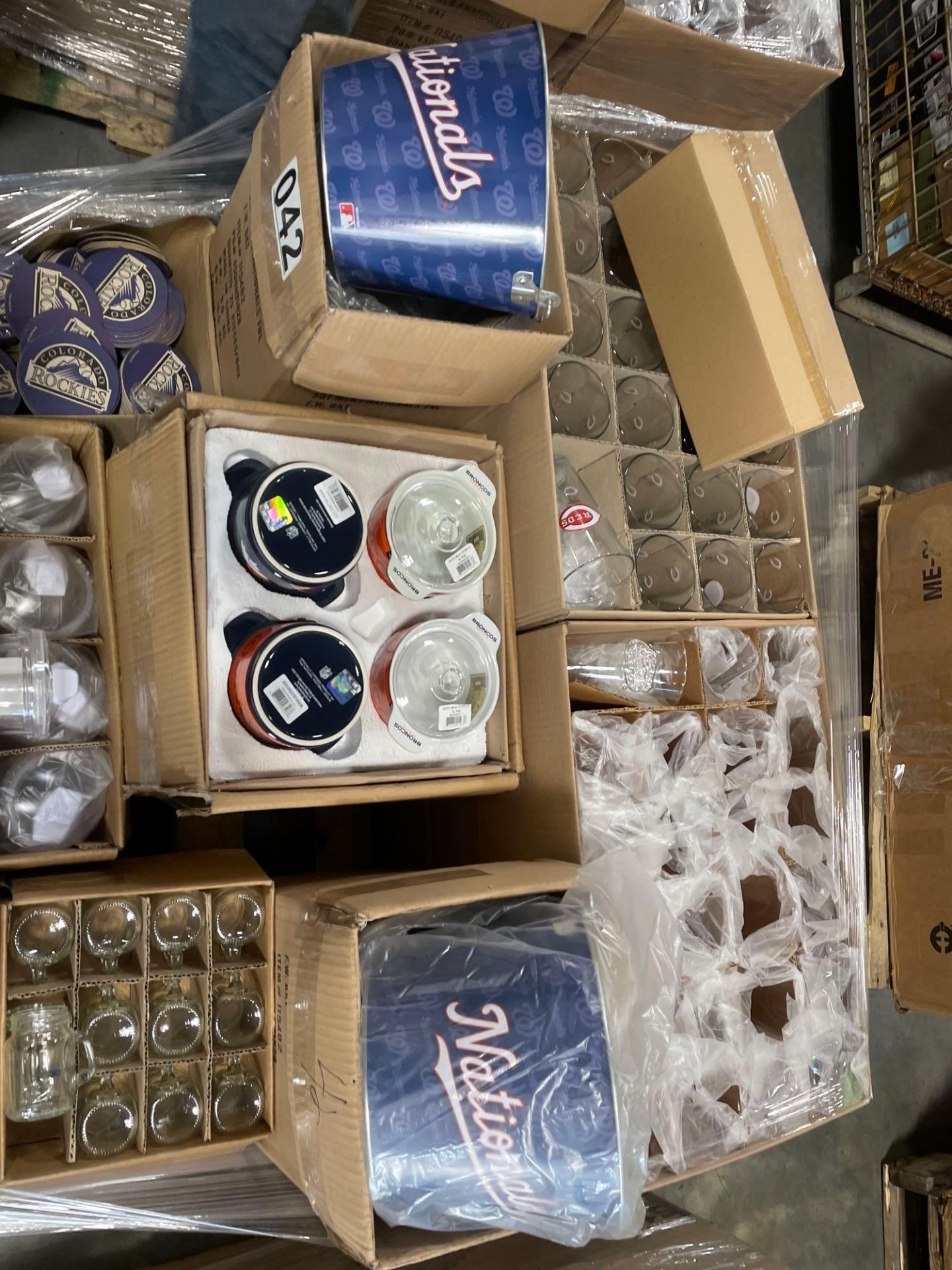 Boelter Pro & College Sports Branded Drinkware - Image 5 of 6