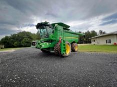 2014 John Deere S660 Combine
