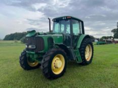 John Deere 7220