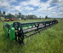 John Deere 630F 30' HydraFlex Header