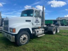 2001 Mack CH613