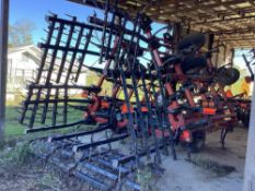 CASE IH Tigermate II 28ft. Field Cultivator