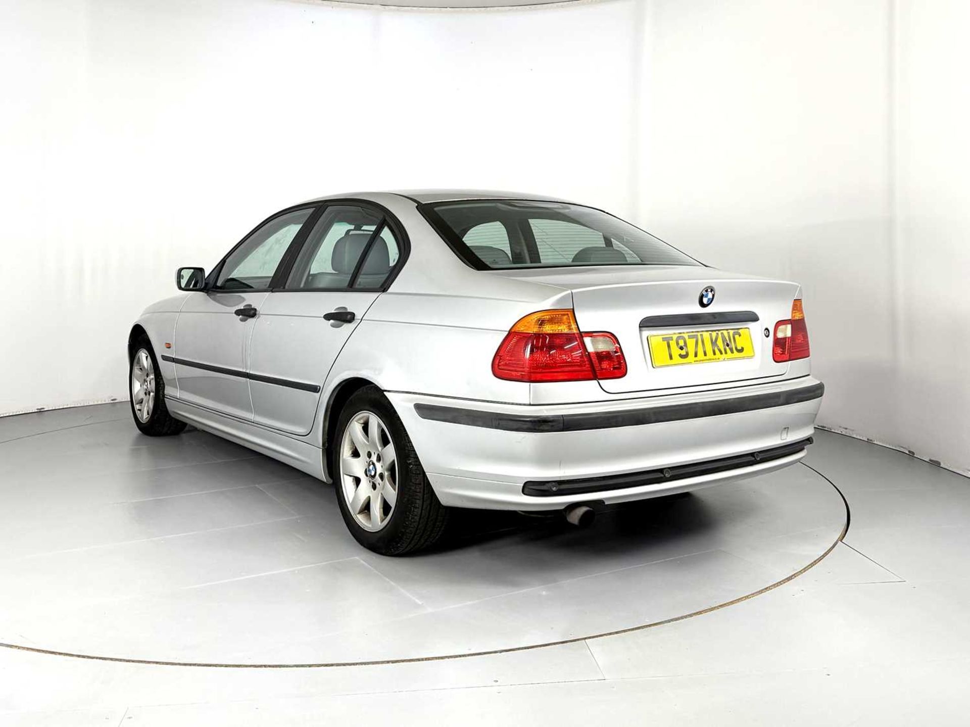 1999 BMW 318i SE - NO RESERVE - Image 7 of 35