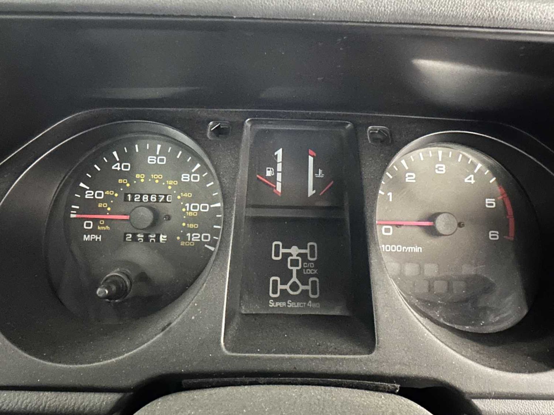 1999 Mitsubishi Shogun - Image 24 of 28