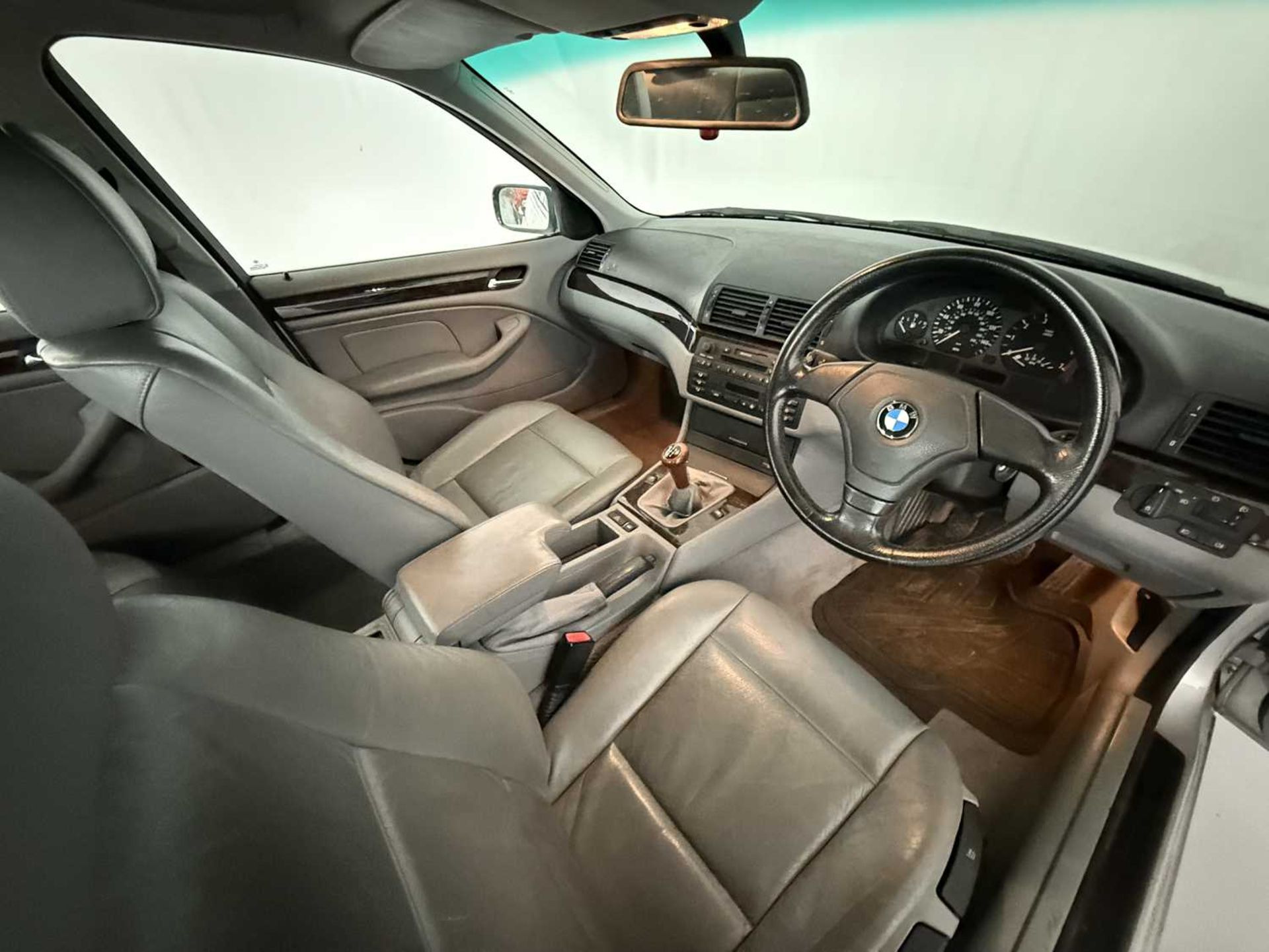 1999 BMW 318i SE - NO RESERVE - Image 19 of 35