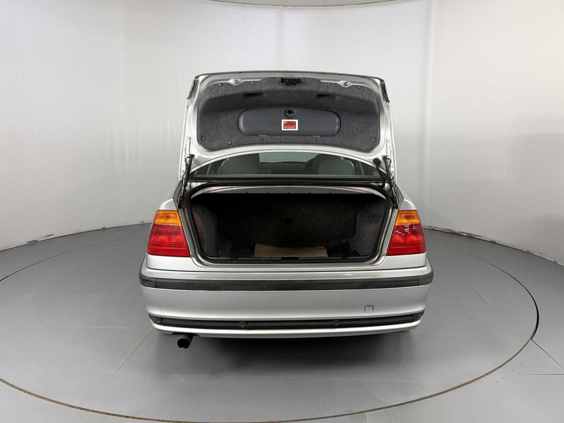 1999 BMW 318i SE - NO RESERVE - Image 32 of 35
