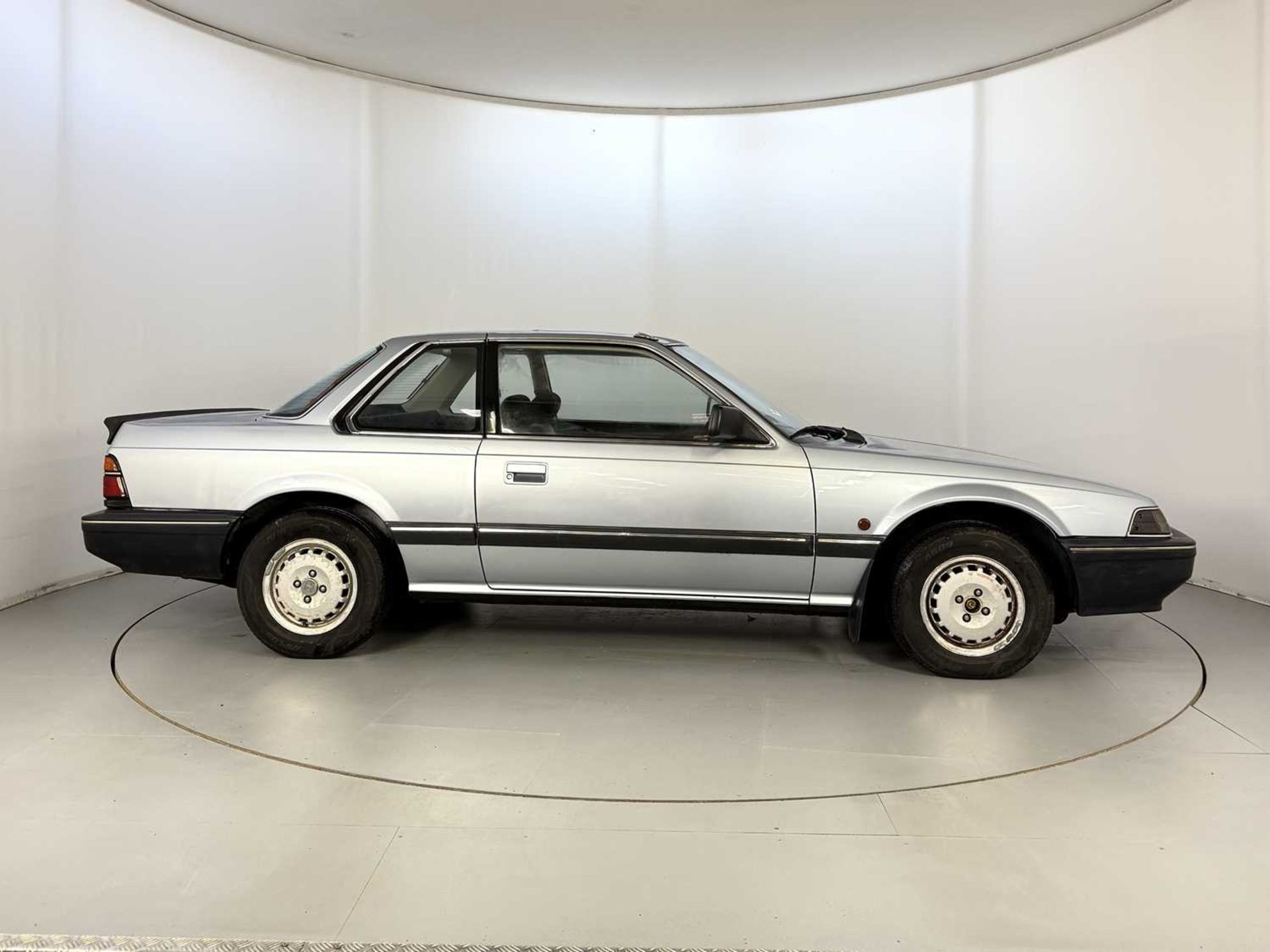 1984 Honda Prelude GXL Low mileage & 1 previous keeper  - Image 11 of 29