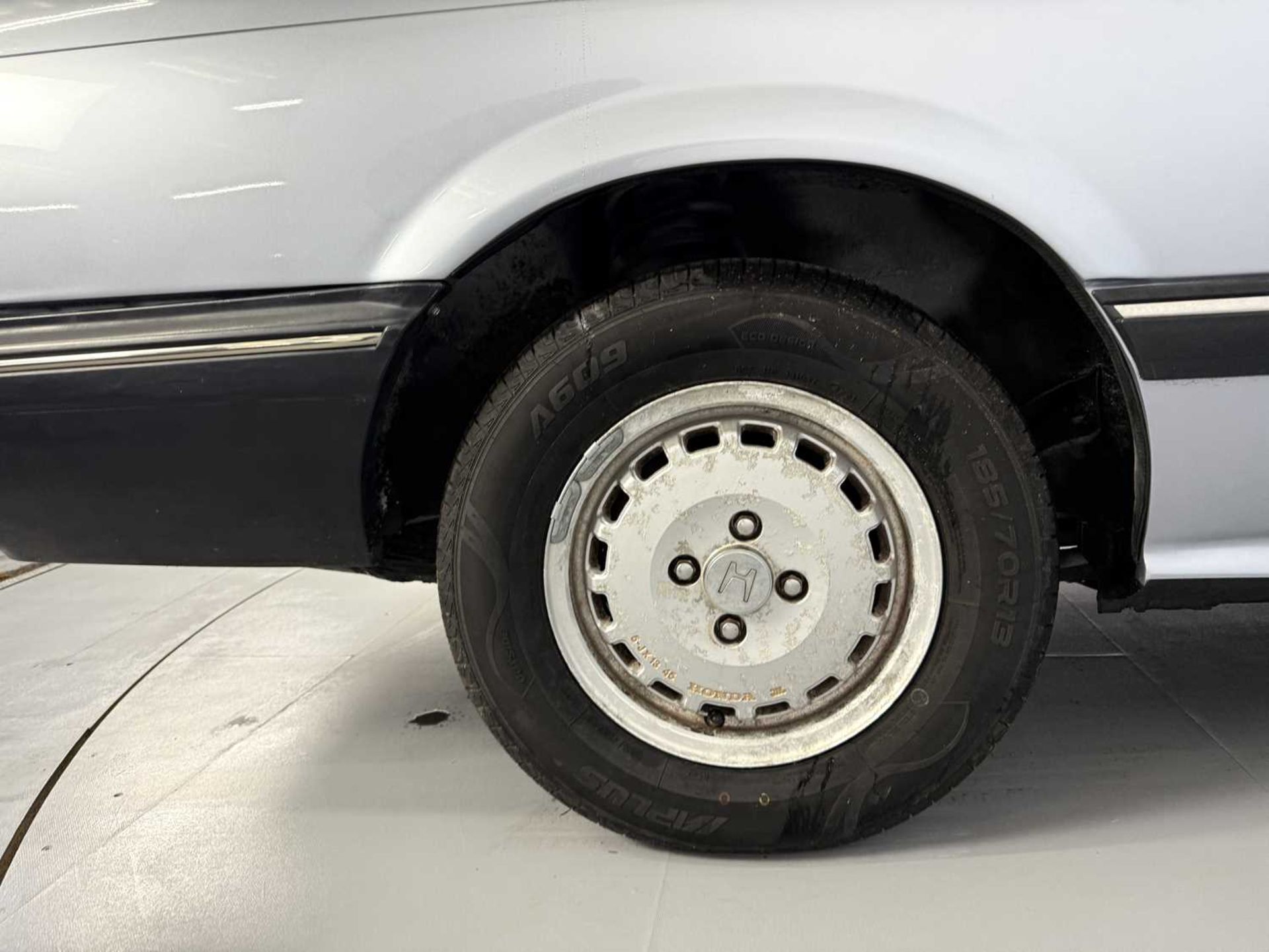 1984 Honda Prelude GXL Low mileage & 1 previous keeper  - Image 13 of 29