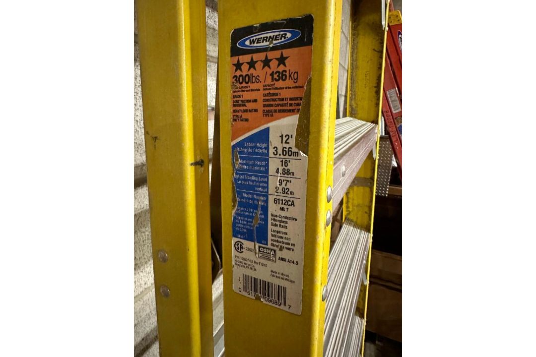 Werner 12' Fiberglass Step Ladder - Image 3 of 3