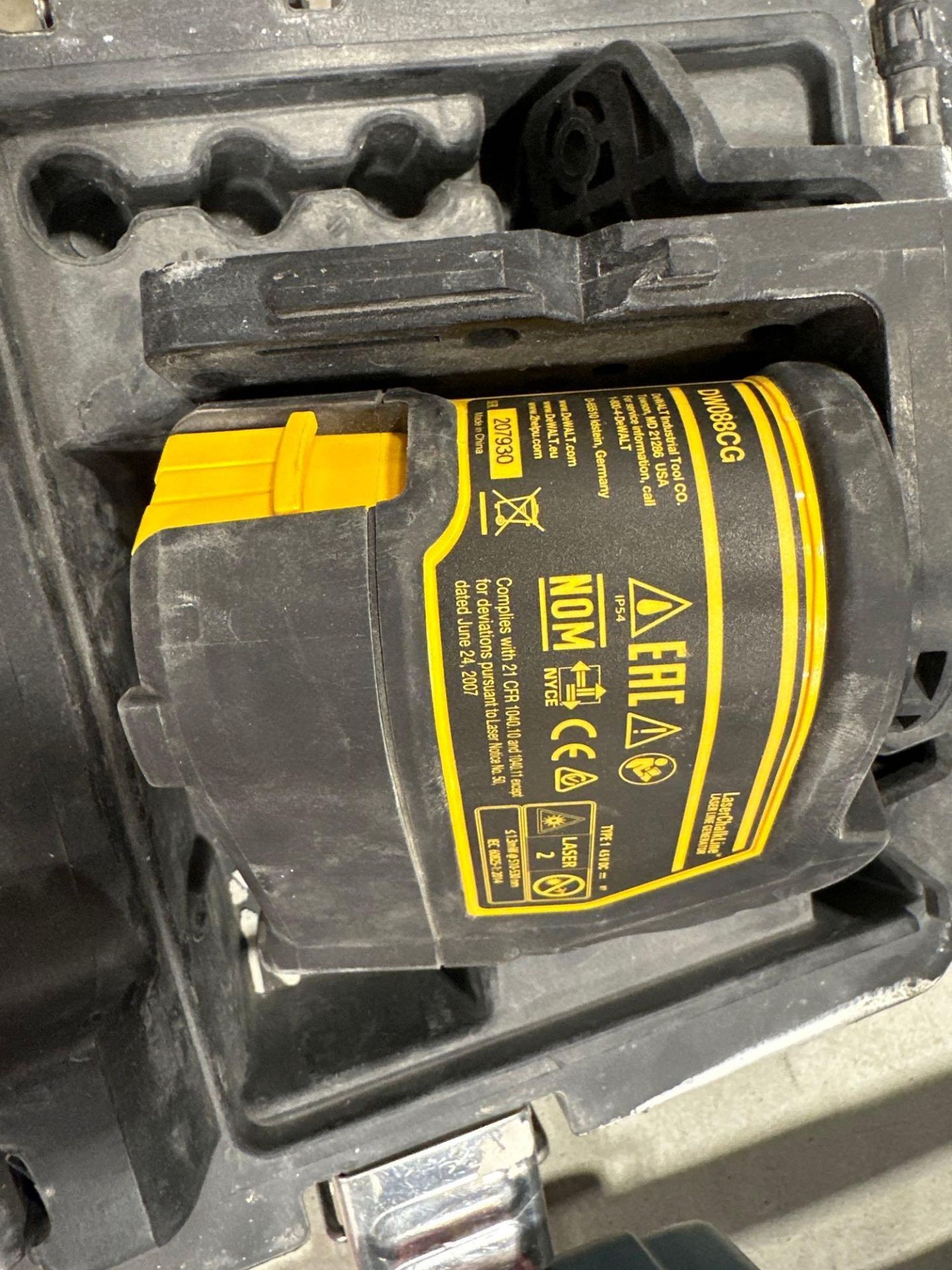 Dewalt DW088CG Laser Chalk Line - Image 4 of 4