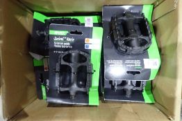 Lot of EVO Swivel Resin Pedals.