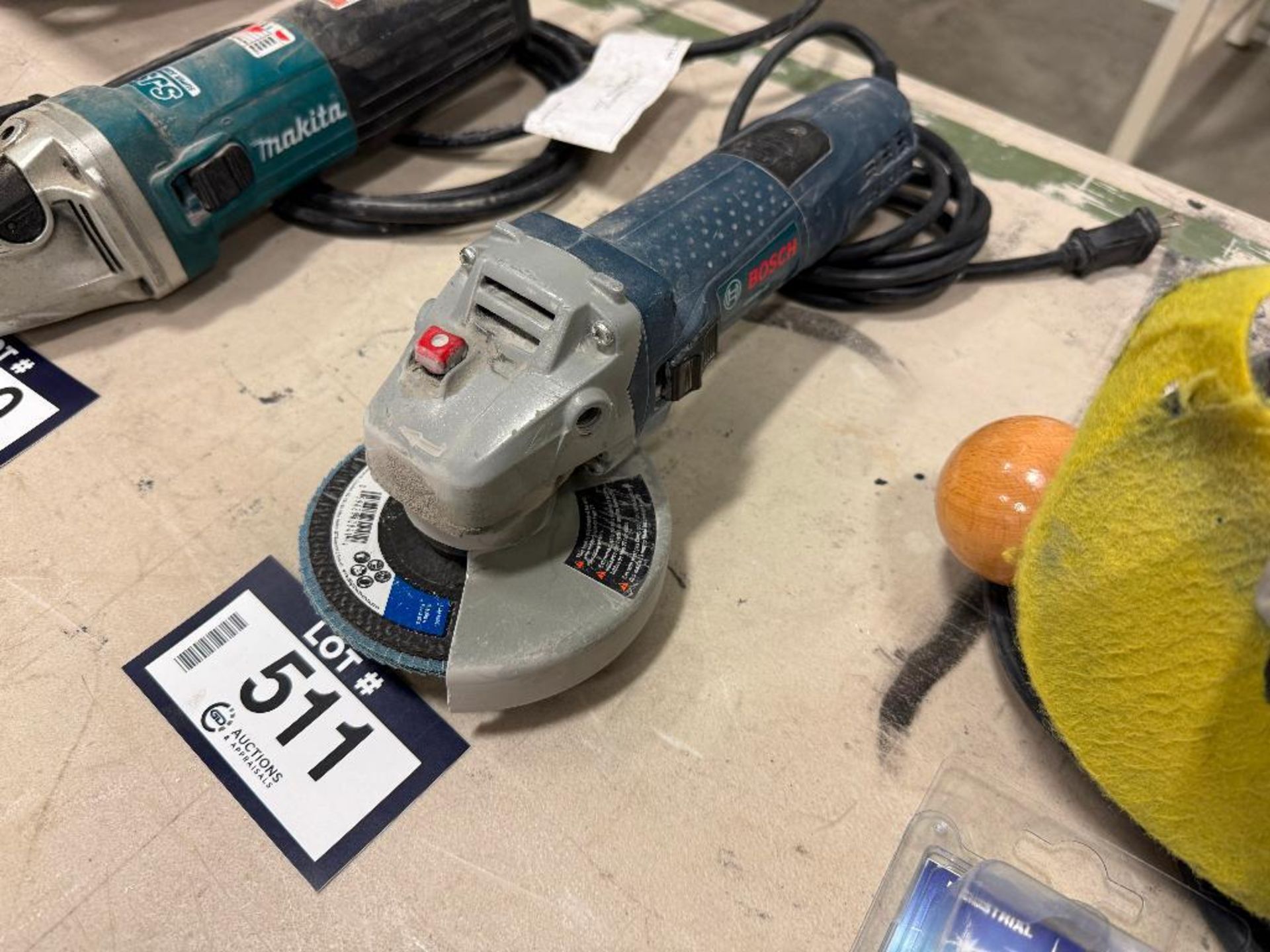 Bosch GWS8-4 Grinder