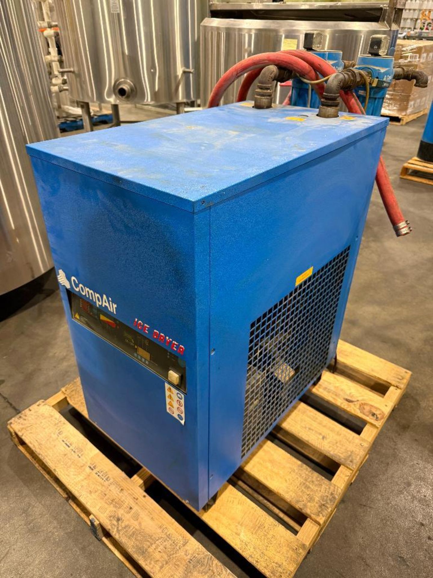 CompAir 25 Hp Screw Air Compressor and Dryer - Image 5 of 8