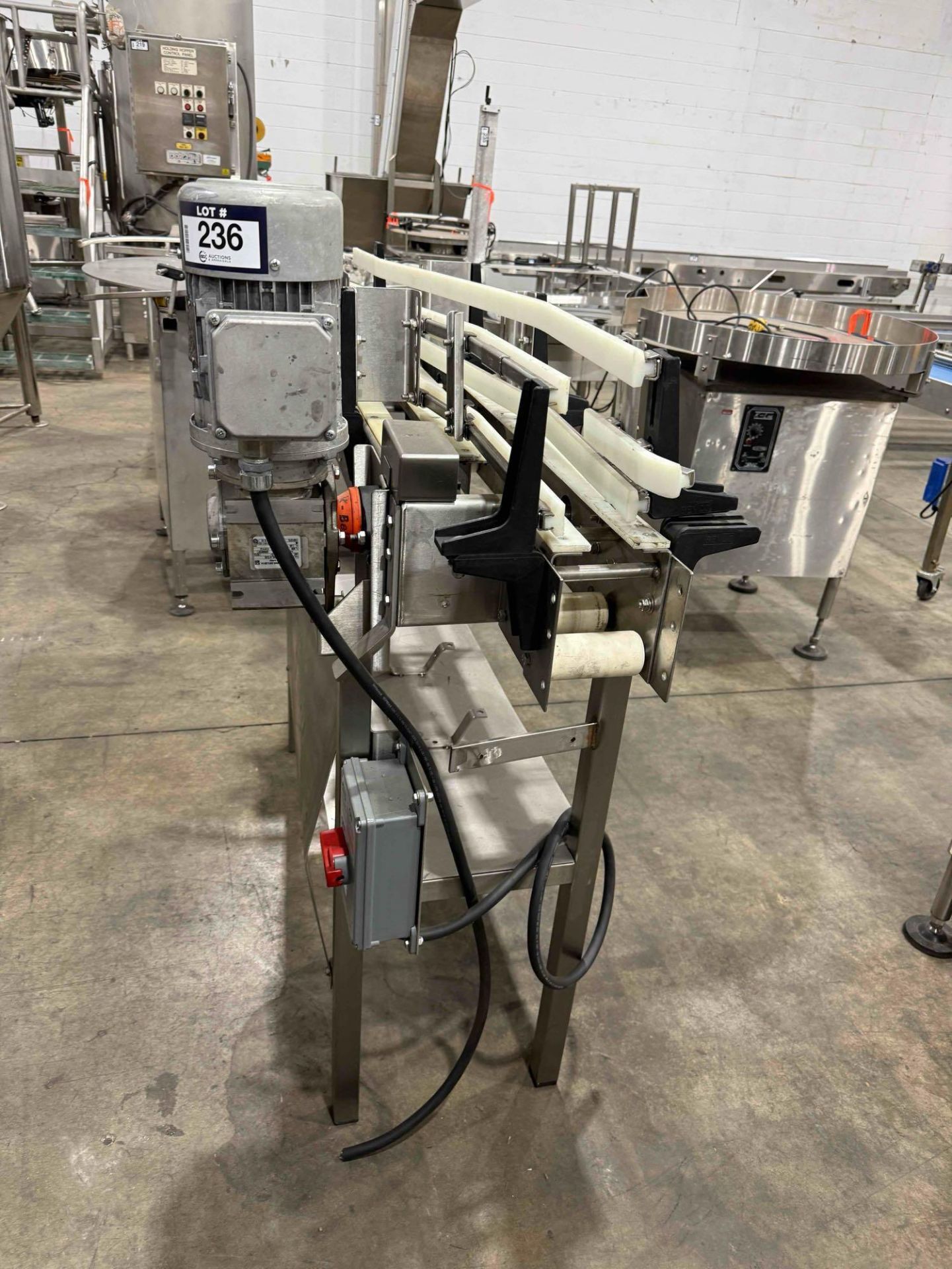 Bevco Bottling Conveyor - Image 8 of 10