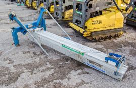 Genie SLA-10 manual material hoist for spares A653196
