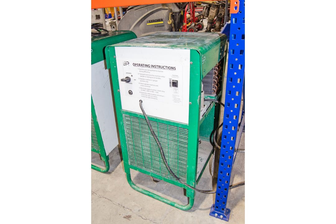 Ebac 102800 110v dehumidifier 18120686 - Image 1 of 2