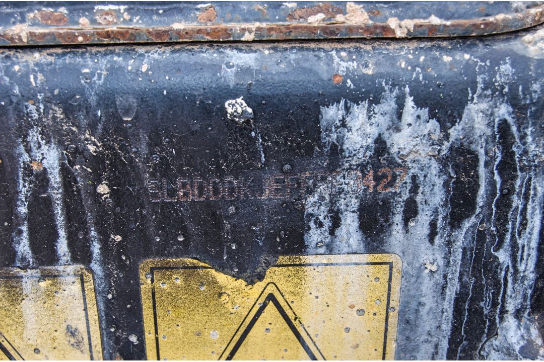 JCB 3 tonne swivel skip dumper Year: 2015 S/N: EFFRF8427 Recorded Hours: 1247 c/w V5C registration - Image 25 of 25