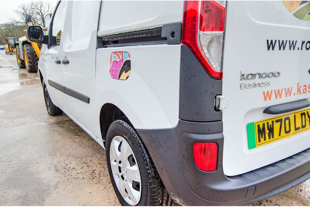 Renault Kangoo ML20 I ZE Business electric refrigerator panel van Registration Number: MW70 LDY Date - Image 11 of 28