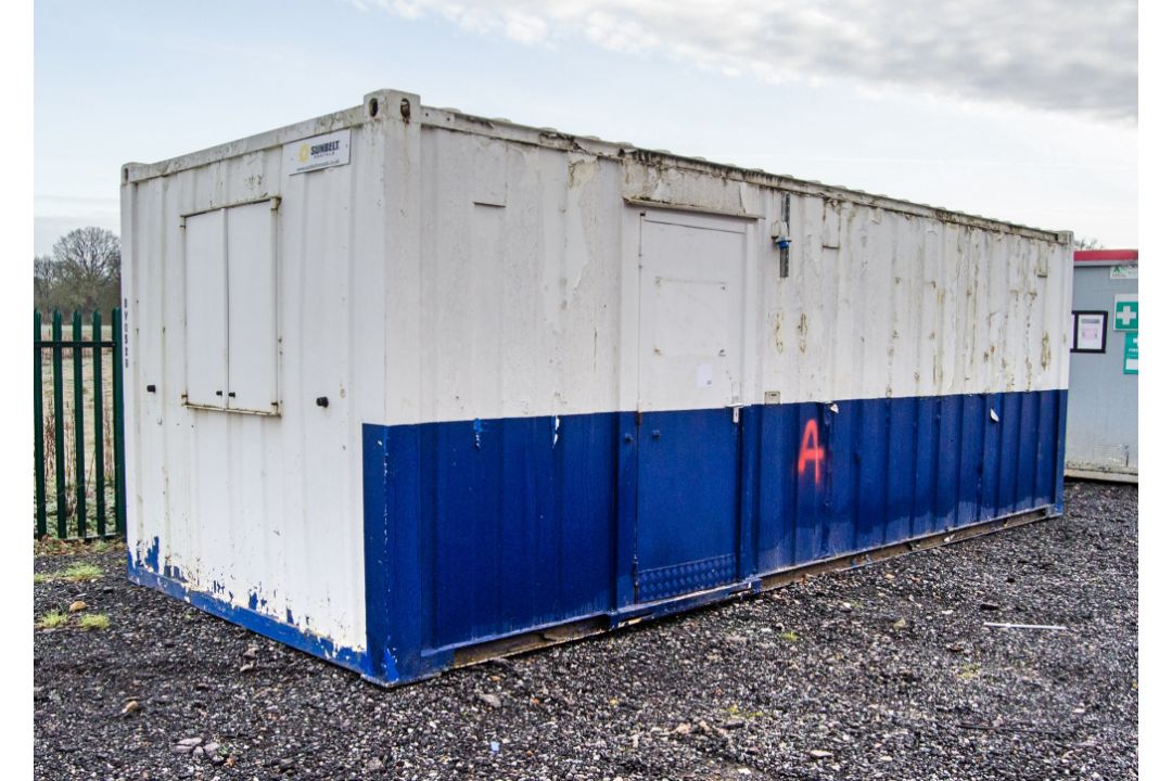 24ft x 9ft steel anti-vandal steel office/canteen site unit BV0509 ** No keys but unlocked ** - Image 2 of 6